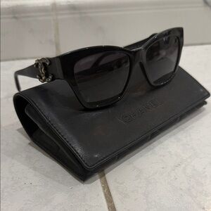 CHANEL Black Sunglasses with Gold CC Accent